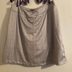 Grey women’s striped skirt size XL